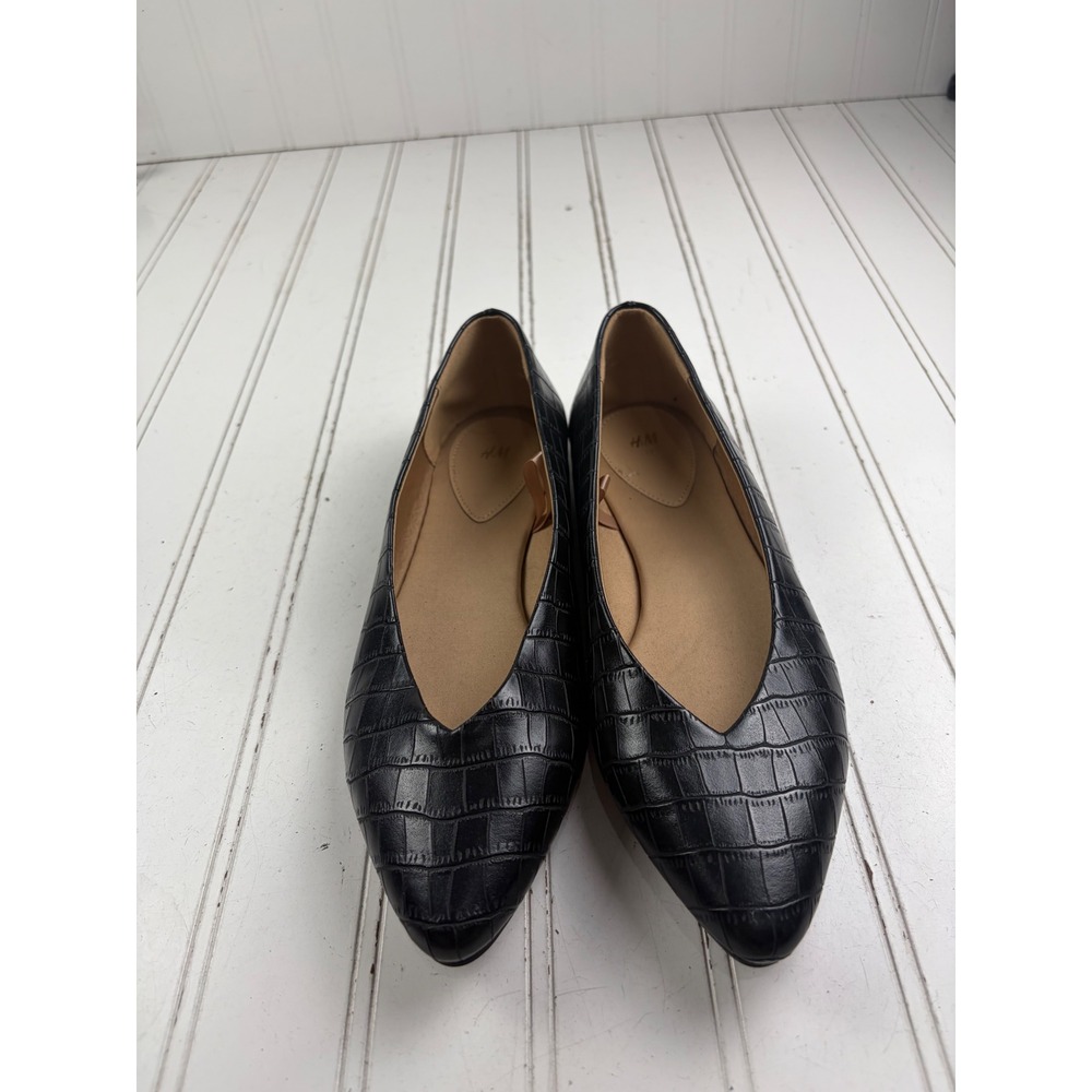 H&M Vintage Black Faux Croc Embossed Pointed Toe Ballet Flats Women's Size 6.5 - Picture 2 of 8